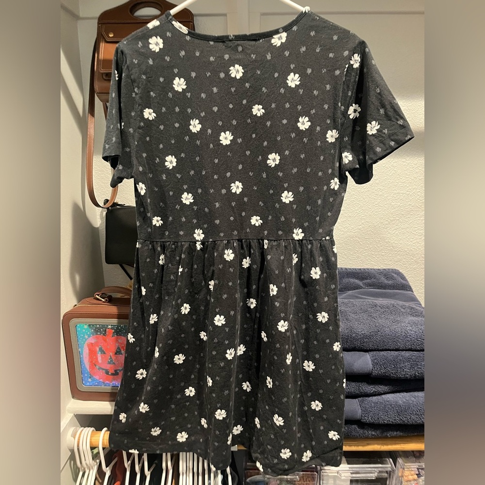 Vans Floral Short-Sleeved Dress - Picture 2 of 3